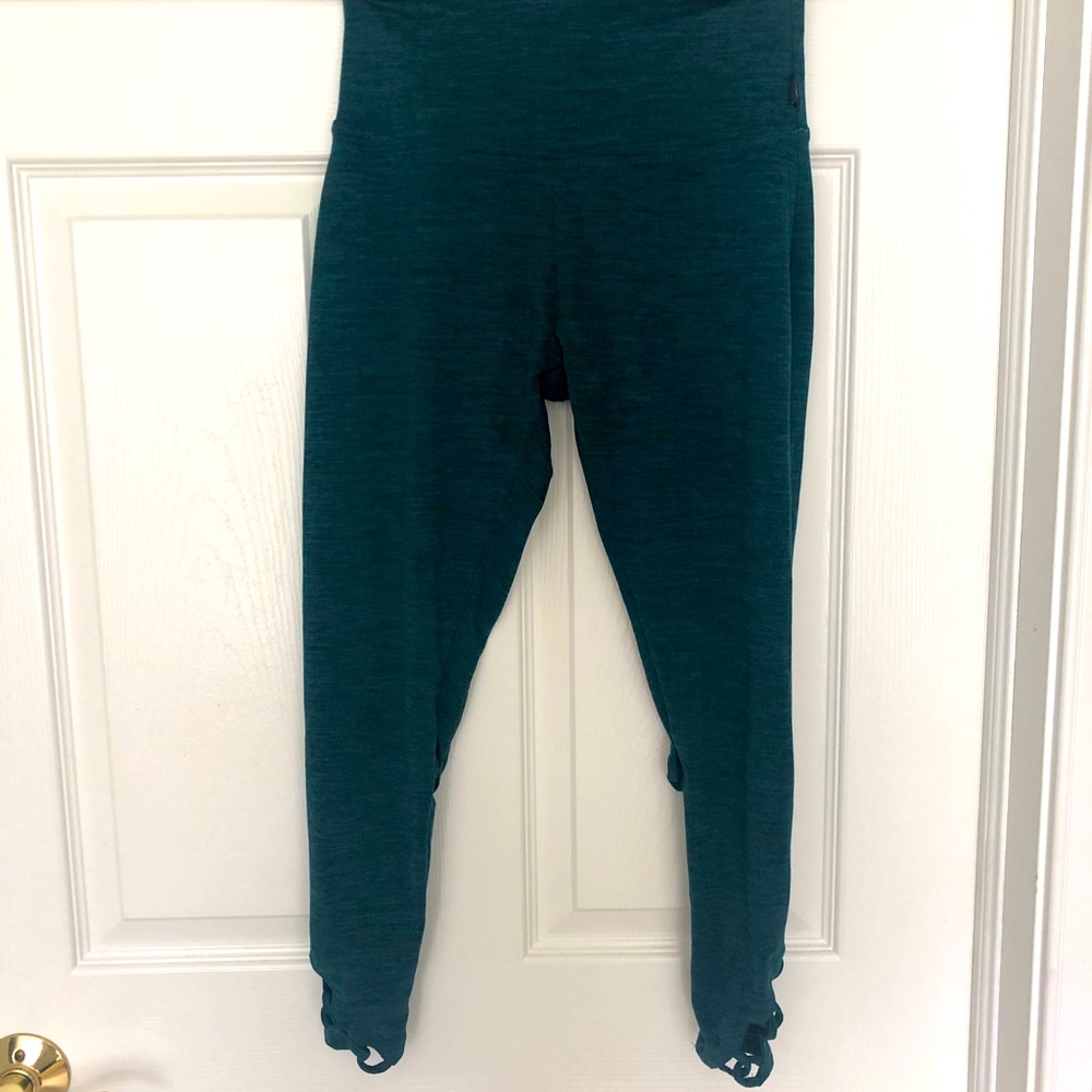 Teal yoga pants
